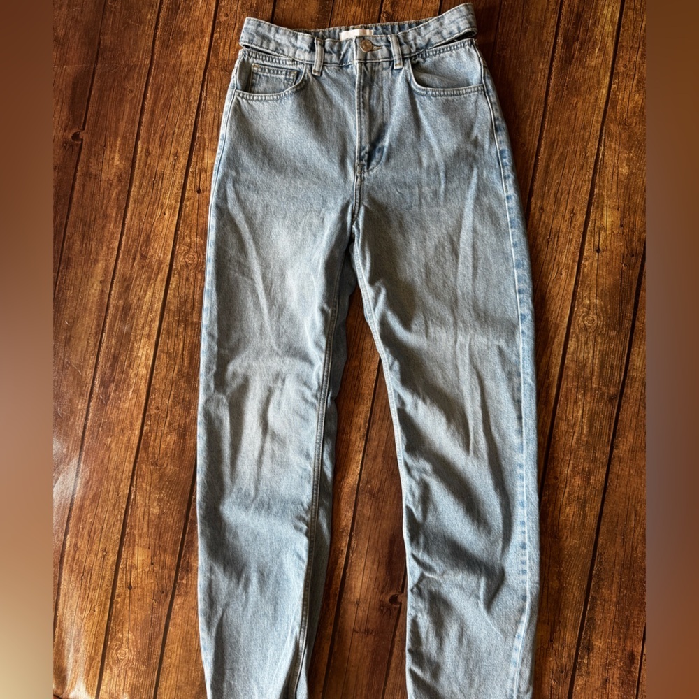 Frame Denim Le High & Tight straight leg hip cut outs size 25